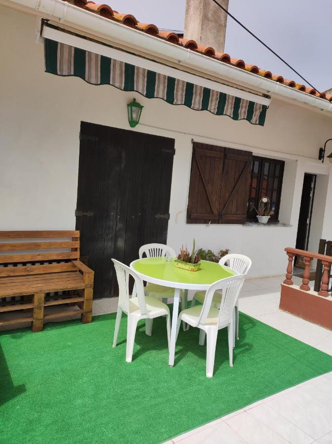 Lemos Family Beach House Nazare Bagian luar foto