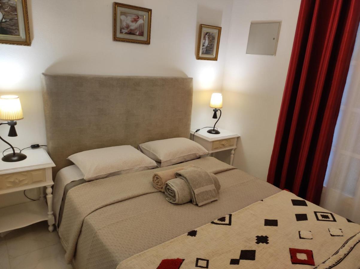 Lemos Family Beach House Nazare Bagian luar foto