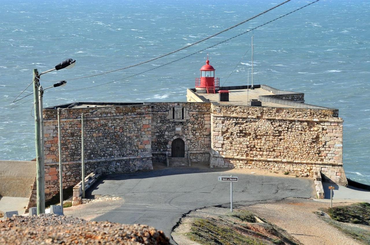 Lemos Family Beach House Nazare Bagian luar foto